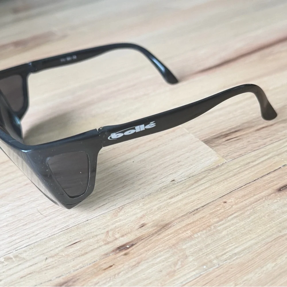 Vintage Bollé 711 Black Sport Wrap Sunglasses Frame + Case France 60